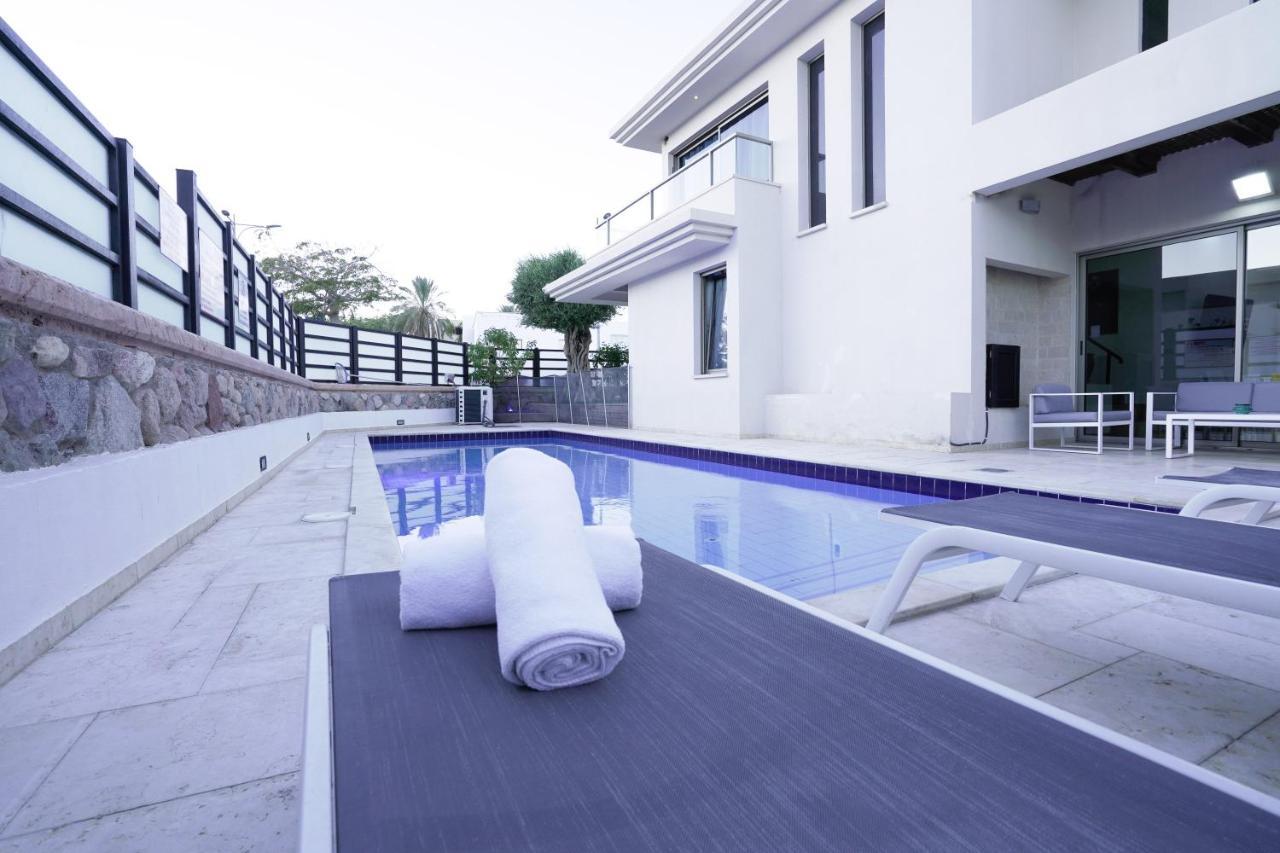 Villa Pomela By Sun And View Ейлат Екстериор снимка